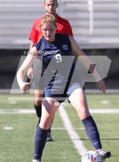 Thumbnail 3 in Skyline vs. Timpanogos (UHSAA 5A Semifinal) photogallery.