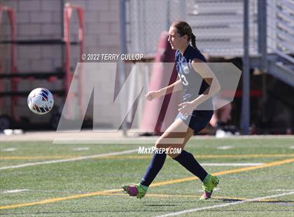 Thumbnail 2 in Skyline vs. Timpanogos (UHSAA 5A Semifinal) photogallery.