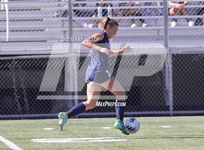 Thumbnail 3 in Skyline vs. Timpanogos (UHSAA 5A Semifinal) photogallery.