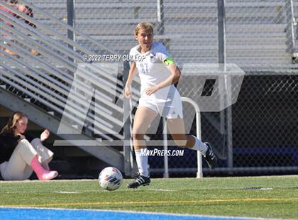Thumbnail 1 in Skyline vs. Timpanogos (UHSAA 5A Semifinal) photogallery.