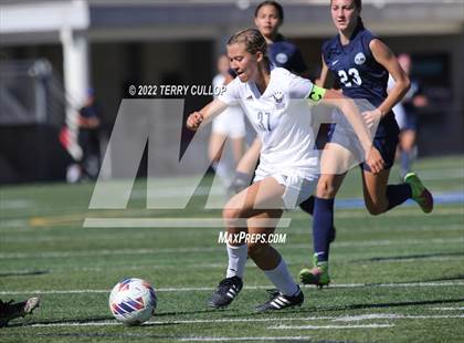 Thumbnail 3 in Skyline vs. Timpanogos (UHSAA 5A Semifinal) photogallery.