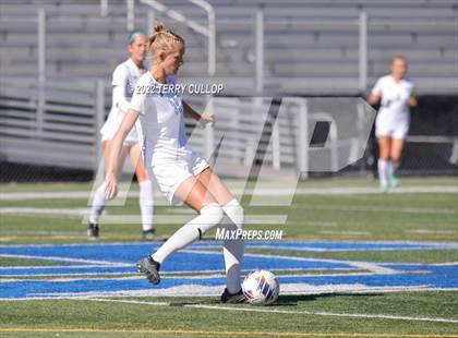 Thumbnail 1 in Skyline vs. Timpanogos (UHSAA 5A Semifinal) photogallery.