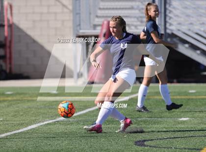 Thumbnail 1 in Skyline vs. Timpanogos (UHSAA 5A Semifinal) photogallery.
