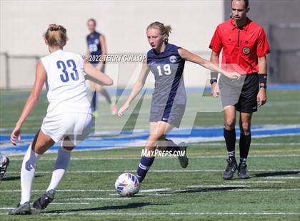 Thumbnail 1 in Skyline vs. Timpanogos (UHSAA 5A Semifinal) photogallery.