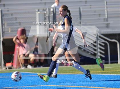 Thumbnail 2 in Skyline vs. Timpanogos (UHSAA 5A Semifinal) photogallery.