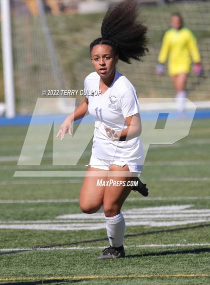 Thumbnail 1 in Skyline vs. Timpanogos (UHSAA 5A Semifinal) photogallery.