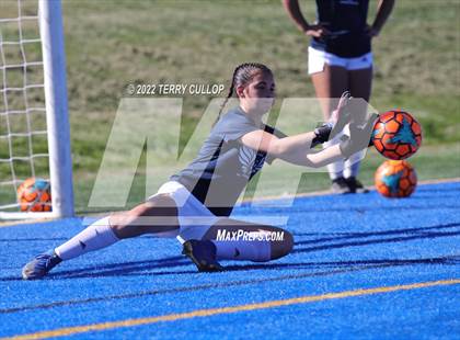 Thumbnail 3 in Skyline vs. Timpanogos (UHSAA 5A Semifinal) photogallery.