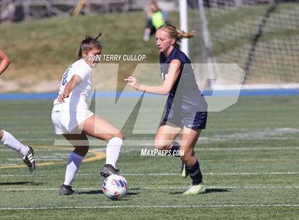 Thumbnail 3 in Skyline vs. Timpanogos (UHSAA 5A Semifinal) photogallery.