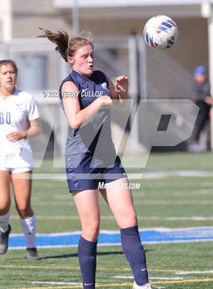 Thumbnail 1 in Skyline vs. Timpanogos (UHSAA 5A Semifinal) photogallery.