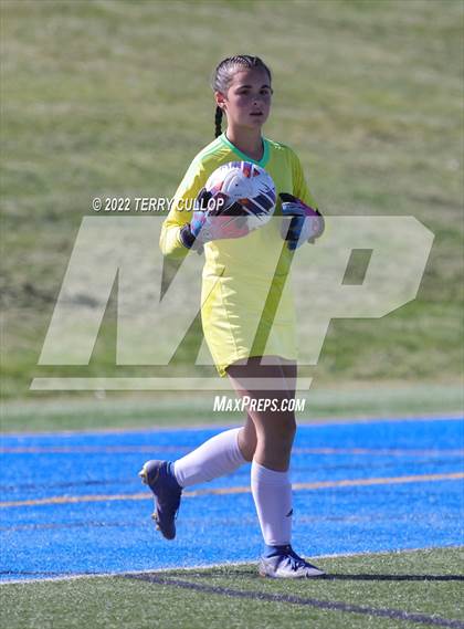 Thumbnail 2 in Skyline vs. Timpanogos (UHSAA 5A Semifinal) photogallery.