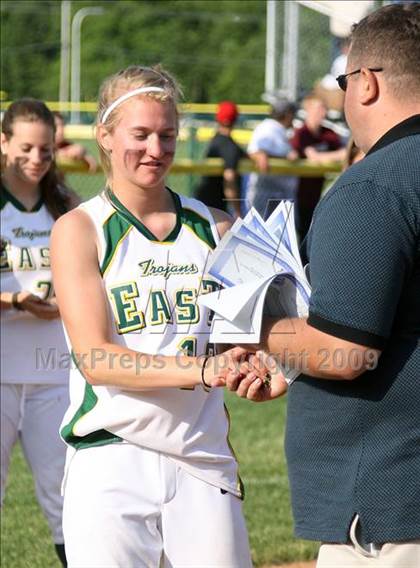 Thumbnail 3 in Victor vs West Seneca East (NYSPHSAA Class A Far West Regional) photogallery.