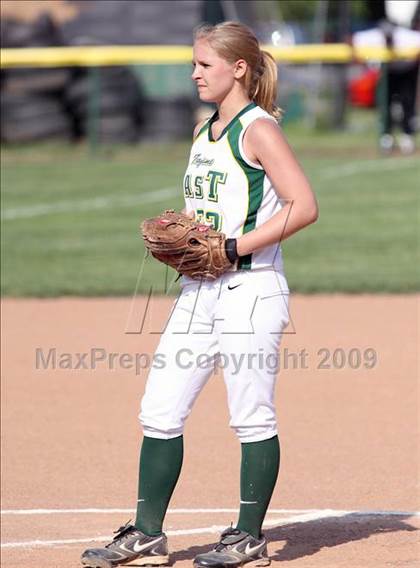 Thumbnail 2 in Victor vs West Seneca East (NYSPHSAA Class A Far West Regional) photogallery.
