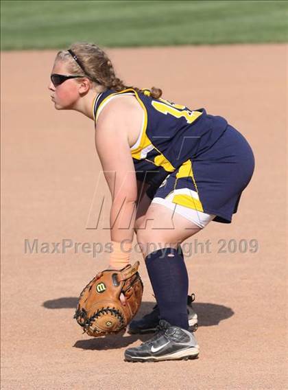 Thumbnail 3 in Victor vs West Seneca East (NYSPHSAA Class A Far West Regional) photogallery.