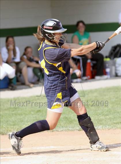 Thumbnail 3 in Victor vs West Seneca East (NYSPHSAA Class A Far West Regional) photogallery.
