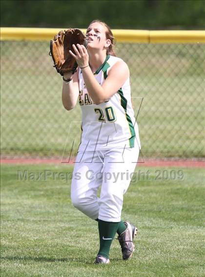 Thumbnail 2 in Victor vs West Seneca East (NYSPHSAA Class A Far West Regional) photogallery.