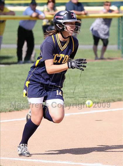 Thumbnail 1 in Victor vs West Seneca East (NYSPHSAA Class A Far West Regional) photogallery.