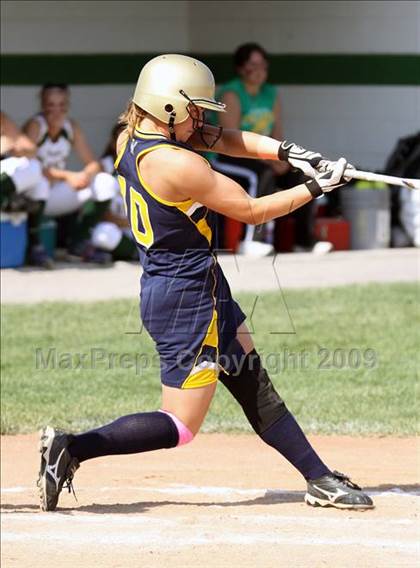 Thumbnail 1 in Victor vs West Seneca East (NYSPHSAA Class A Far West Regional) photogallery.