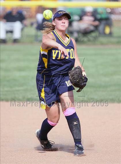 Thumbnail 2 in Victor vs West Seneca East (NYSPHSAA Class A Far West Regional) photogallery.