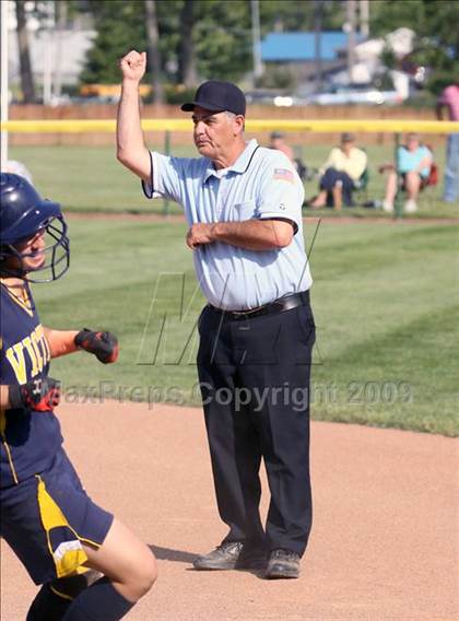 Thumbnail 3 in Victor vs West Seneca East (NYSPHSAA Class A Far West Regional) photogallery.