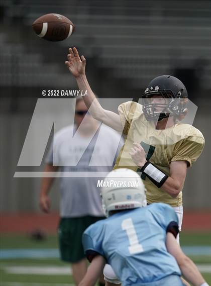 Thumbnail 3 in Langley @ Yorktown photogallery.