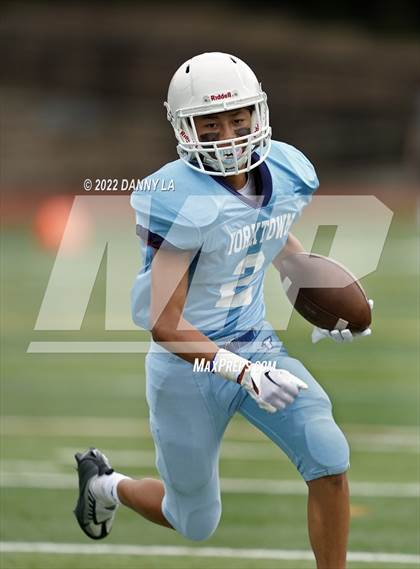 Thumbnail 1 in Langley @ Yorktown photogallery.