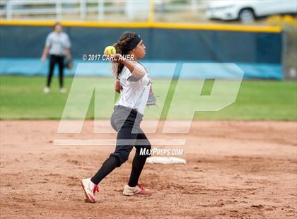 Thumbnail 1 in Pomona @ Ralston Valley photogallery.