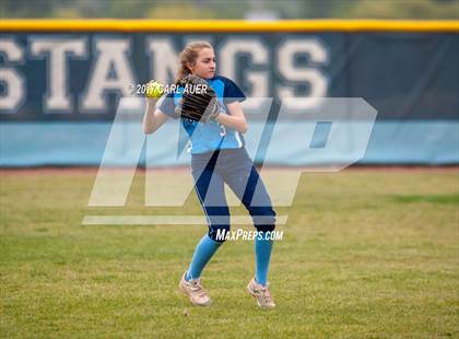 Thumbnail 2 in Pomona @ Ralston Valley photogallery.