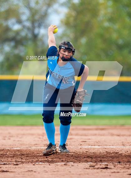 Thumbnail 1 in Pomona @ Ralston Valley photogallery.