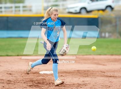 Thumbnail 2 in Pomona @ Ralston Valley photogallery.