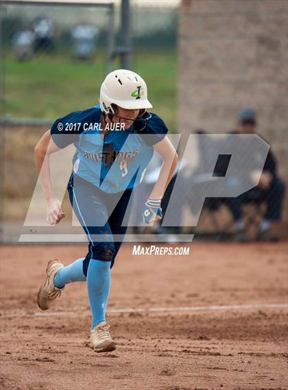 Thumbnail 3 in Pomona @ Ralston Valley photogallery.