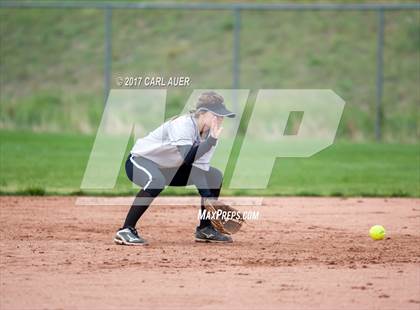 Thumbnail 3 in Pomona @ Ralston Valley photogallery.