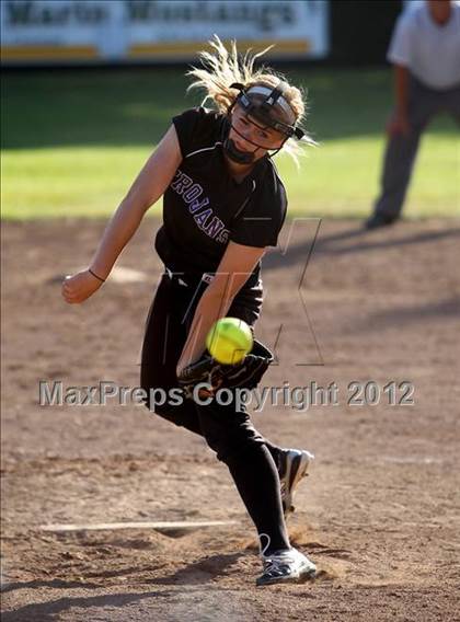 Thumbnail 3 in Concord vs. Petaluma (CIF NCS D2 Final) photogallery.