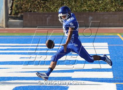 Thumbnail 3 in Sierra Vista @ San Marino photogallery.