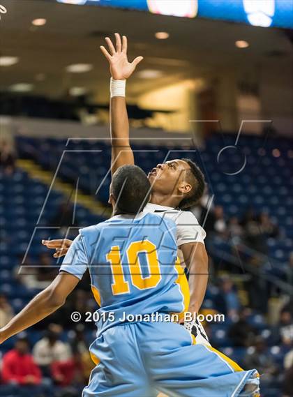 Thumbnail 1 in Kolbe-Cathedral vs Bassick (MLK Classic) photogallery.