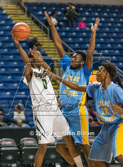 Thumbnail 1 in Kolbe-Cathedral vs Bassick (MLK Classic) photogallery.