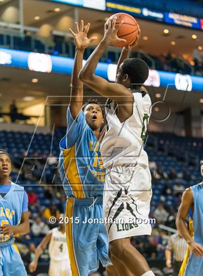 Thumbnail 2 in Kolbe-Cathedral vs Bassick (MLK Classic) photogallery.