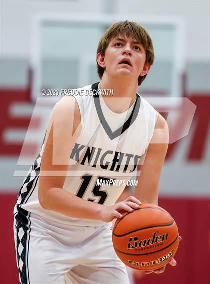 Thumbnail 2 in Honey Grove vs Lindsay (UIL 2A Bi-District Playoff) photogallery.
