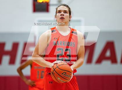 Thumbnail 3 in Honey Grove vs Lindsay (UIL 2A Bi-District Playoff) photogallery.
