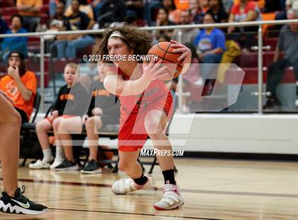 Thumbnail 2 in Honey Grove vs Lindsay (UIL 2A Bi-District Playoff) photogallery.
