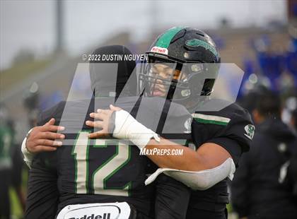 Thumbnail 1 in King vs. Fort Bend Hightower (UIL 6A D2 Reg 3 Semifinal) photogallery.