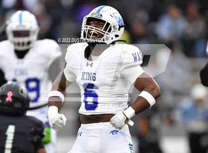 Thumbnail 2 in King vs. Fort Bend Hightower (UIL 6A D2 Reg 3 Semifinal) photogallery.