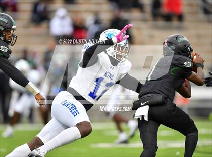 Thumbnail 3 in King vs. Fort Bend Hightower (UIL 6A D2 Reg 3 Semifinal) photogallery.