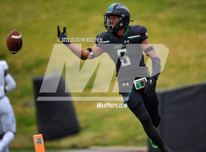Thumbnail 1 in King vs. Fort Bend Hightower (UIL 6A D2 Reg 3 Semifinal) photogallery.
