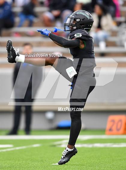 Thumbnail 1 in King vs. Fort Bend Hightower (UIL 6A D2 Reg 3 Semifinal) photogallery.