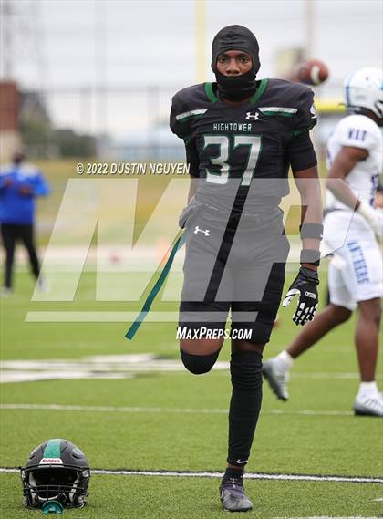 Thumbnail 1 in King vs. Fort Bend Hightower (UIL 6A D2 Reg 3 Semifinal) photogallery.