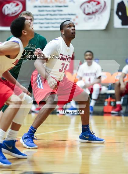 Thumbnail 1 in Birdville vs. Parkview (60'th Annual Whataburger Tournament) photogallery.