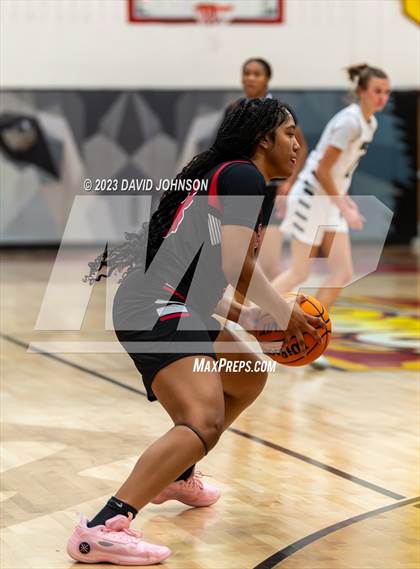 Thumbnail 3 in Fossil Ridge vs. Rangeview photogallery.