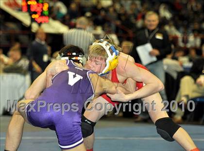 Thumbnail 1 in NYSPHSAA Championships (Semifinals) photogallery.