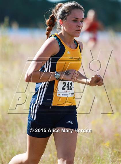 Thumbnail 1 in Class 3A District 7 Girls Cross County Meet photogallery.