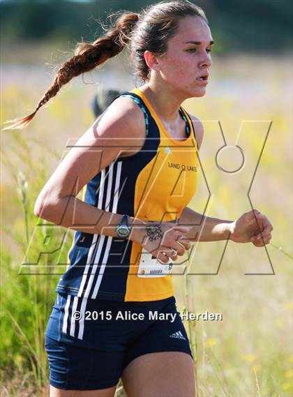 Thumbnail 3 in Class 3A District 7 Girls Cross County Meet photogallery.